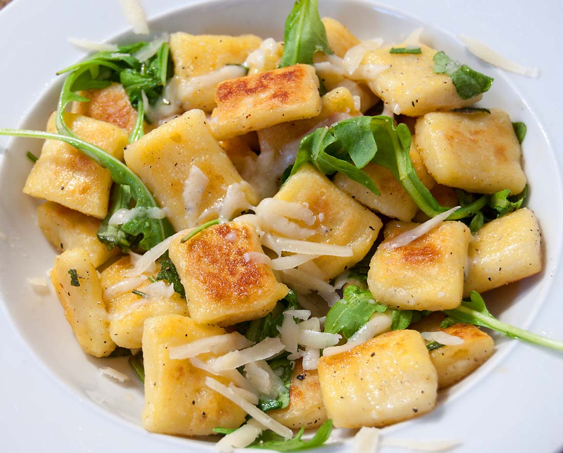 Fried Gnocchi with ruccola and sage. - Sourdough&Olives